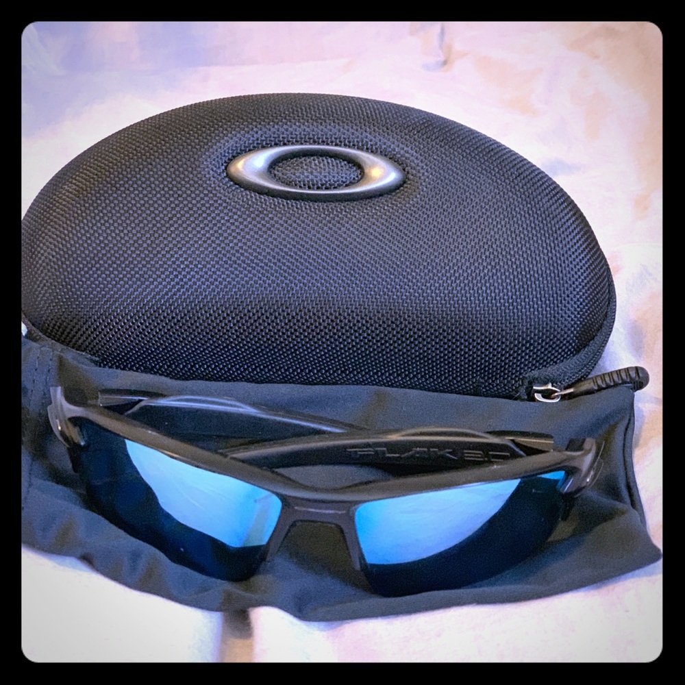 Oakley Men’s Flak 2.0 Sunglasses